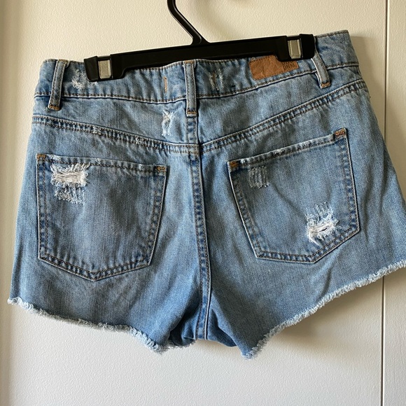 Garage shorts - Picture 2 of 2